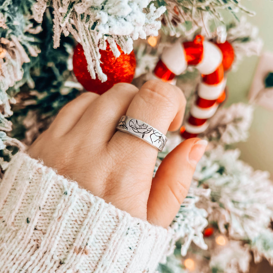 Floral Pattern Ring