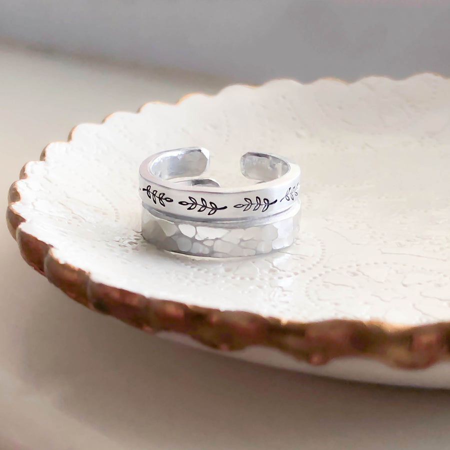 Vine Outline Ring Set