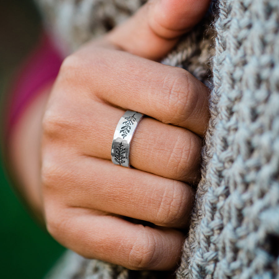 Tree Pattern Ring